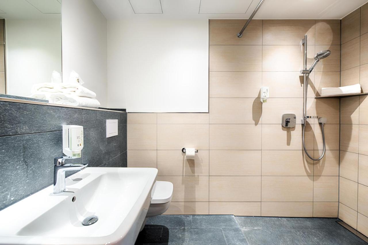 B&B Hotel Augsburg-West Экстерьер фото